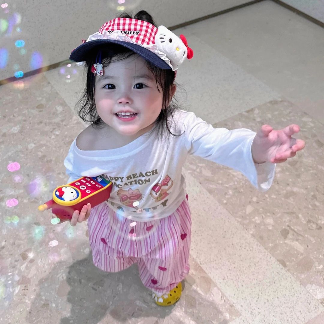 小思家2025秋季女童韩版洋气百搭卡通印花长袖T恤条纹休闲裤套装