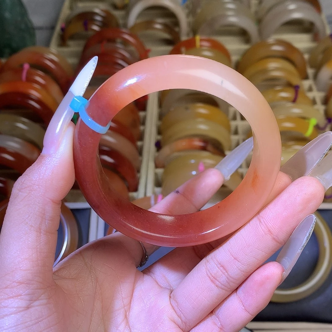 石英质玉未镶嵌手镯