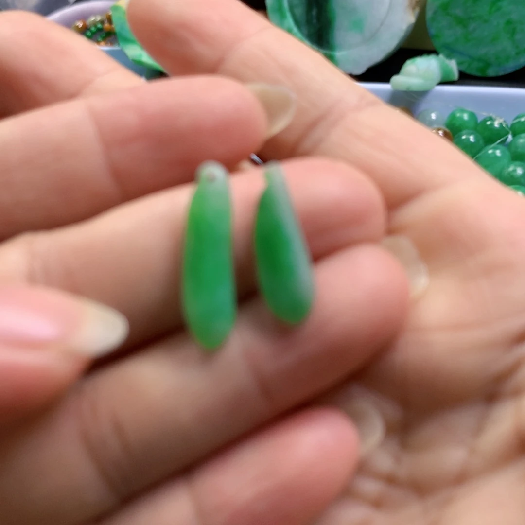 未镶嵌定制翡翠翡翠