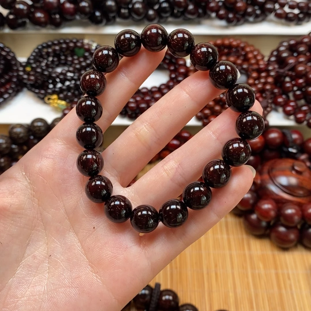 公***猫檀香紫檀（小叶紫檀）1.0手持