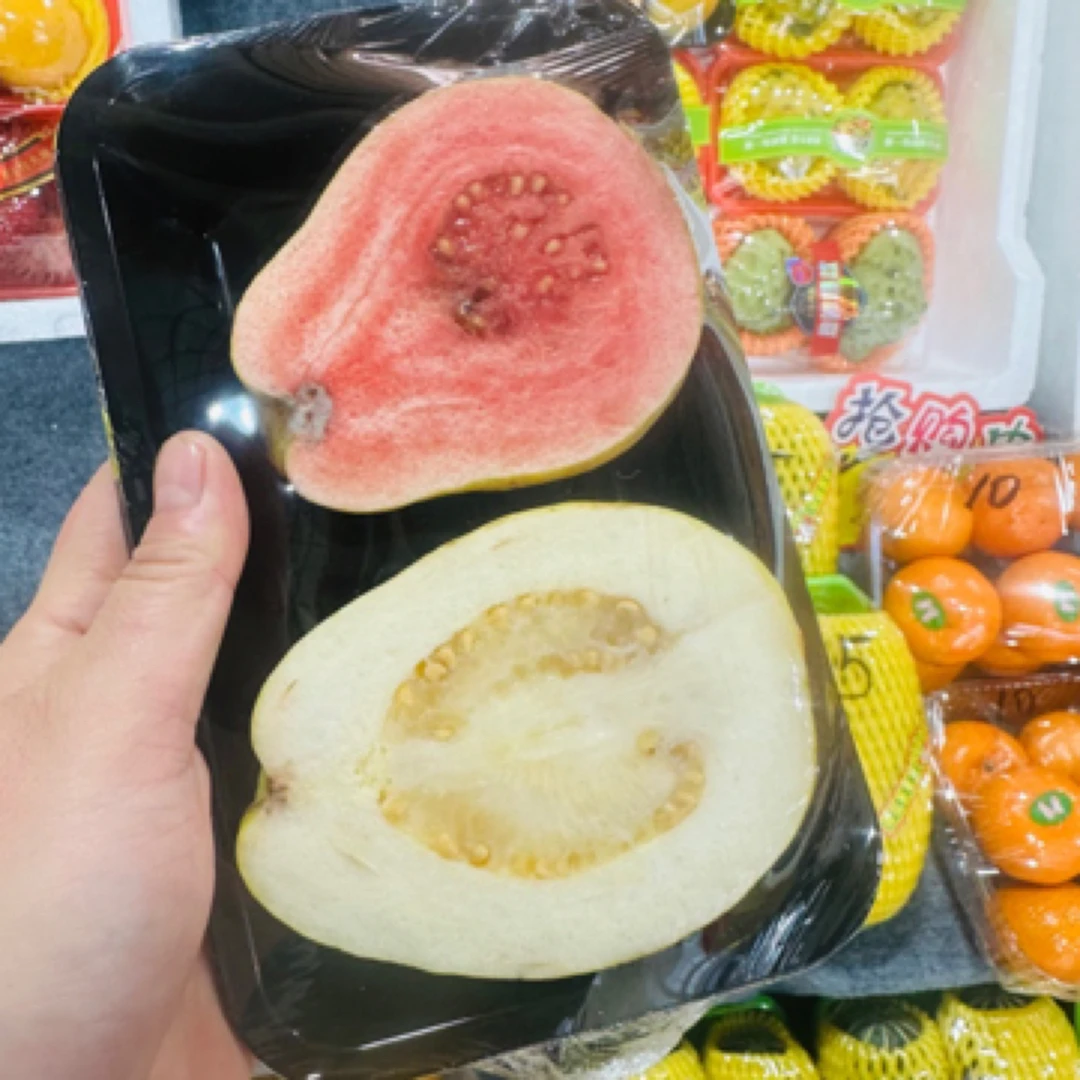 芭乐双拼红心芭乐一个奶油芭乐一个 400g新鲜