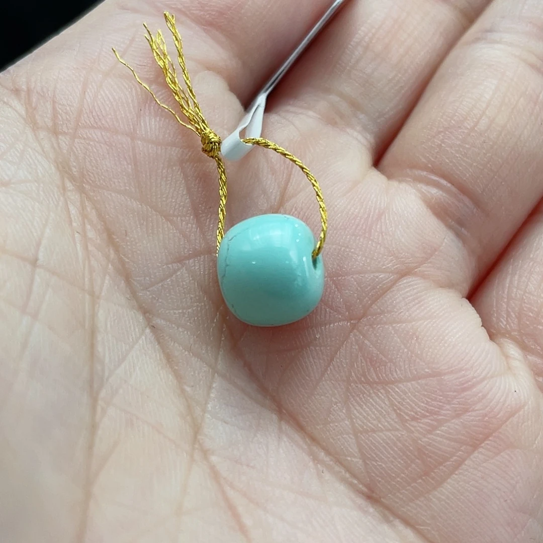 绿松石颈饰未镶嵌