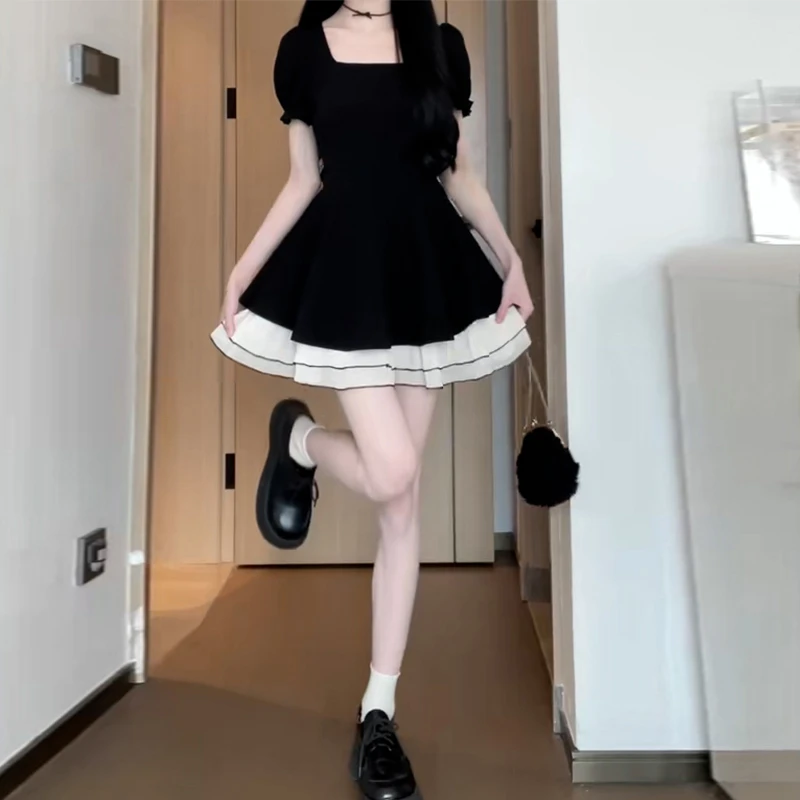 2786法式赫本风黑色连衣裙子女夏季2024新款小个子收腰显瘦短裙