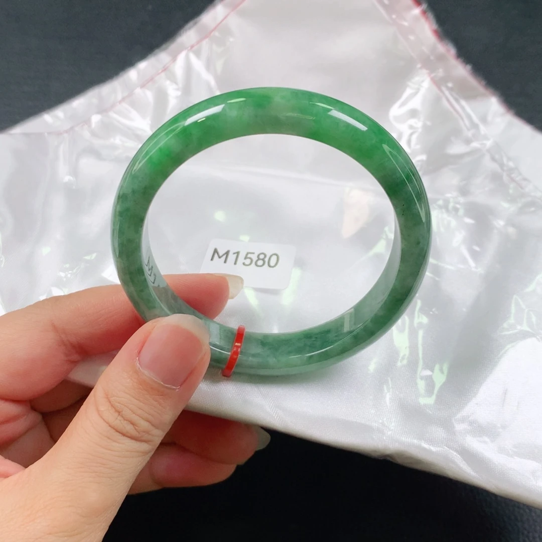 未镶嵌手镯翡翠03