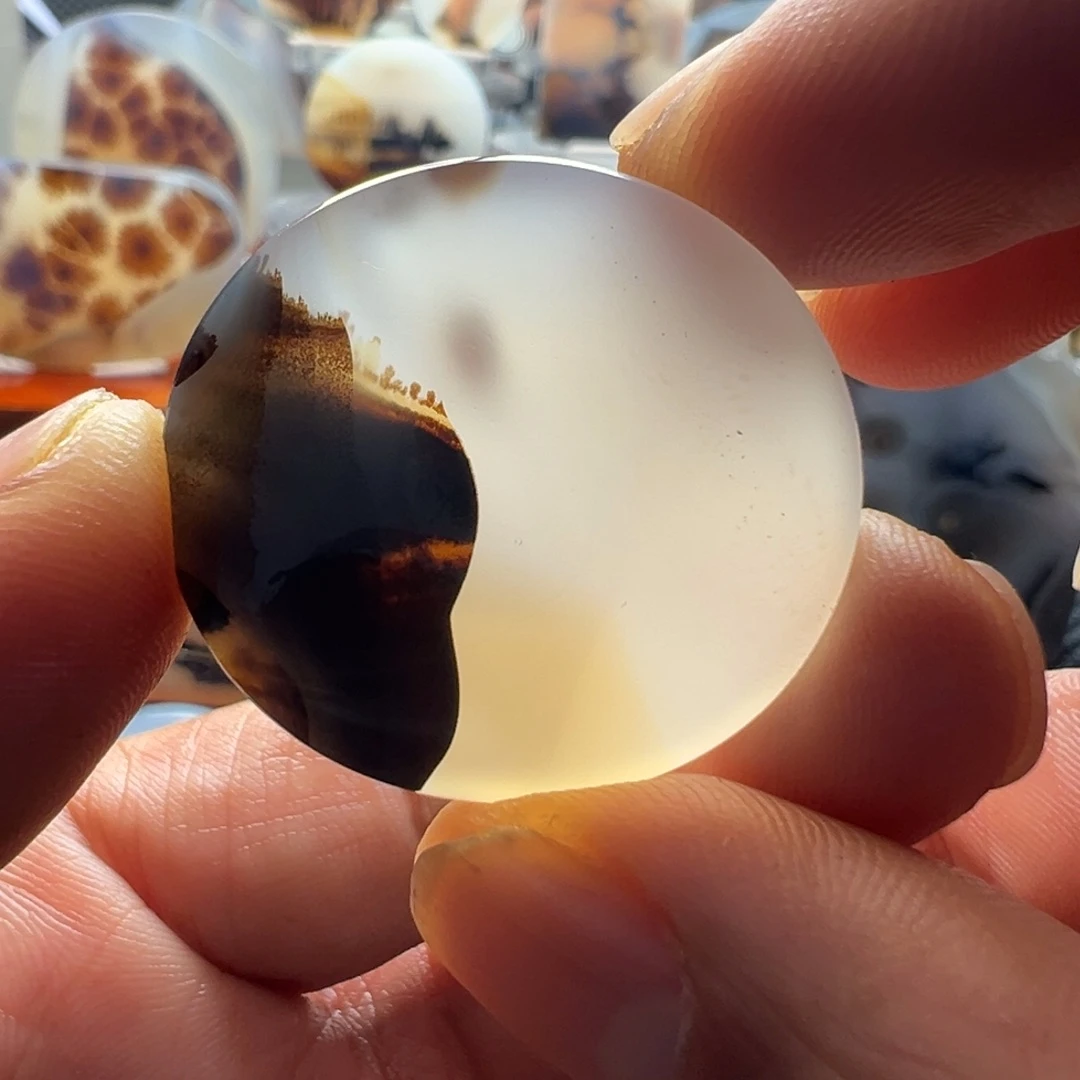 未镶嵌玛瑙/玉髓珠宝奇石