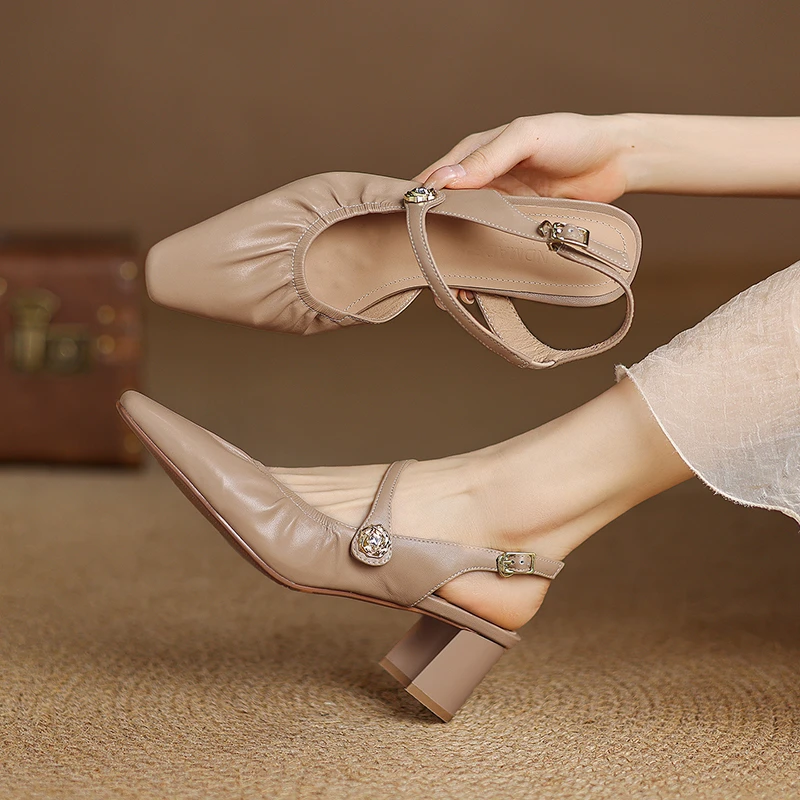 法式复古一字带褶皱方包头高粗跟凉鞋女2025夏季新款单鞋百搭杏色