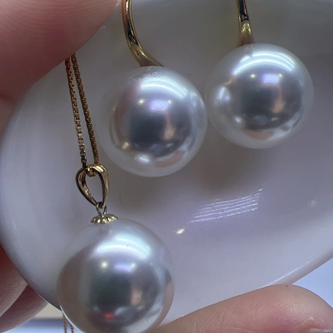 淡水珍珠吊坠(赠链)18K金镶嵌