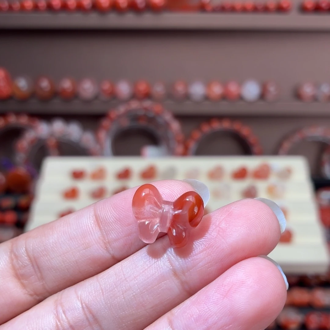 未镶嵌川料南红玛瑙蝴蝶结