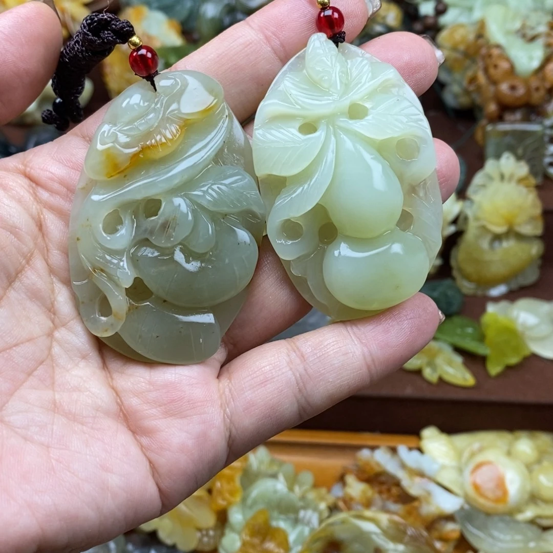 蛇纹石玉未镶嵌吊坠(赠链)