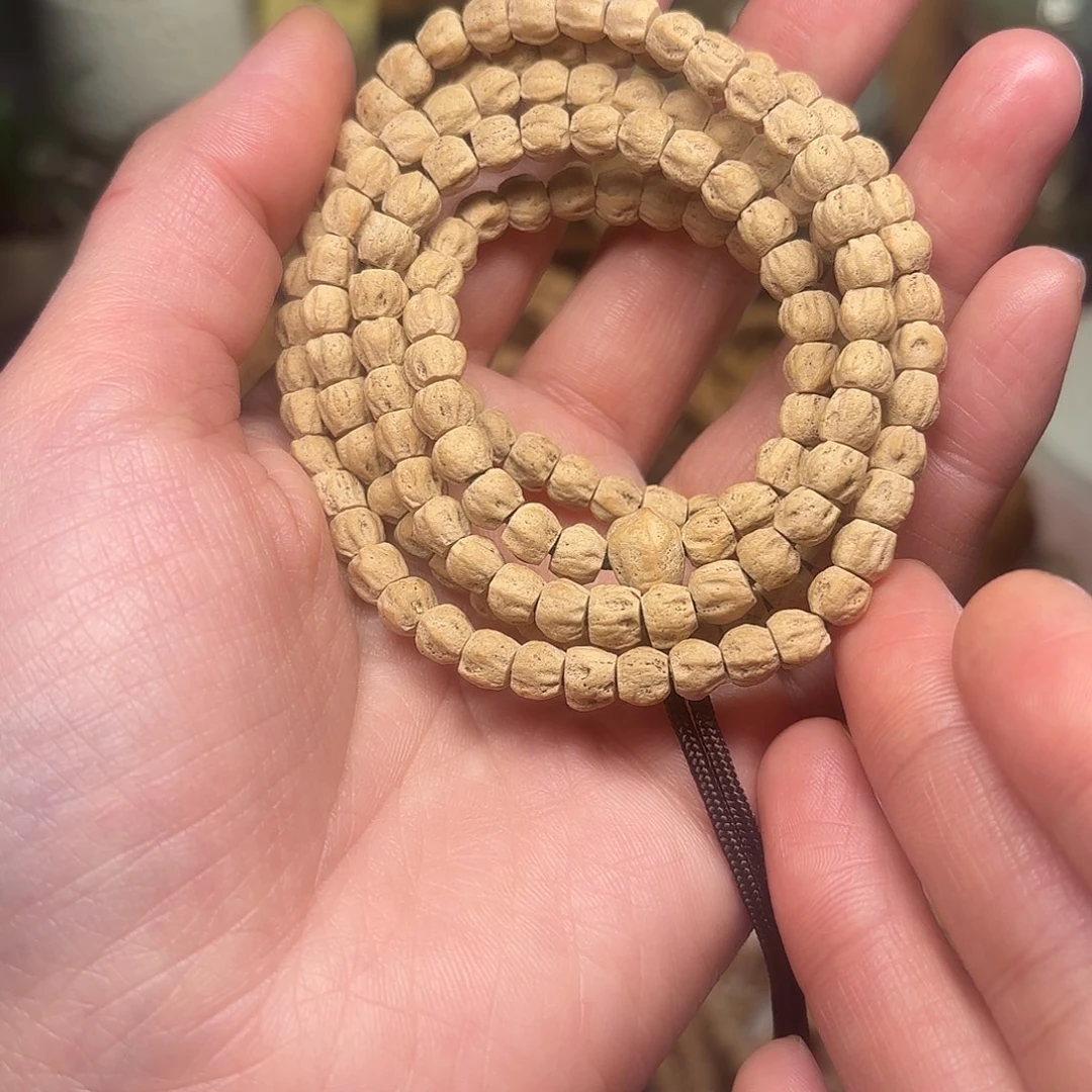 小****吊坠柏香籽/百香籽