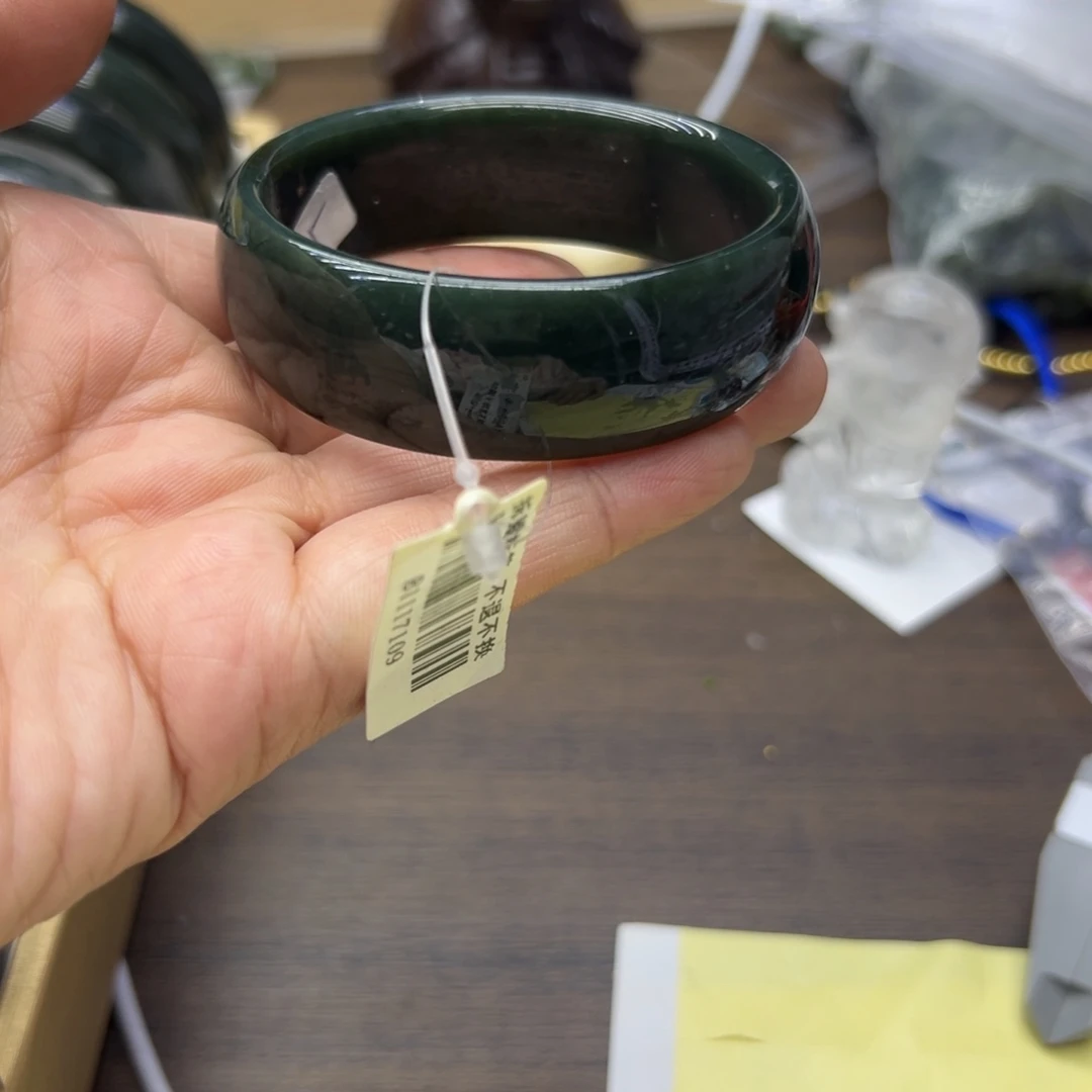 和田玉未镶嵌手镯55.6圈围691