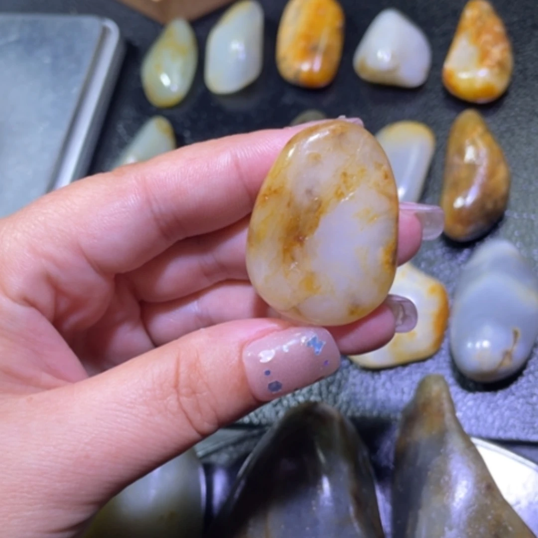 【闪购商品】和田玉未镶嵌颈饰豐*