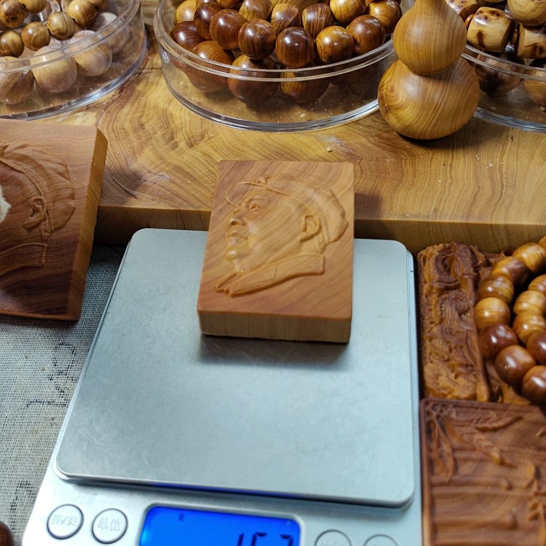 o****）太行崖柏手工艺品