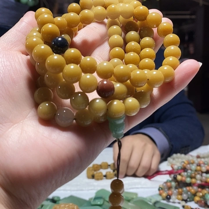 密玉（石英质玉）未镶嵌颈饰