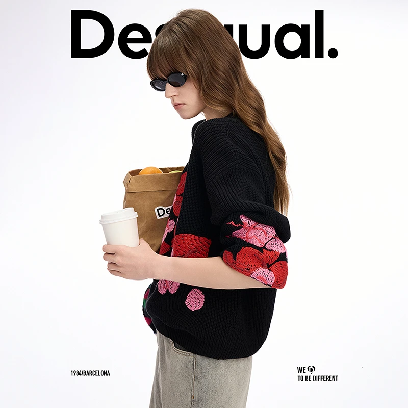 【西班牙时尚奢品】宽松刺绣复古黑色套头圆领长袖女式针织衫