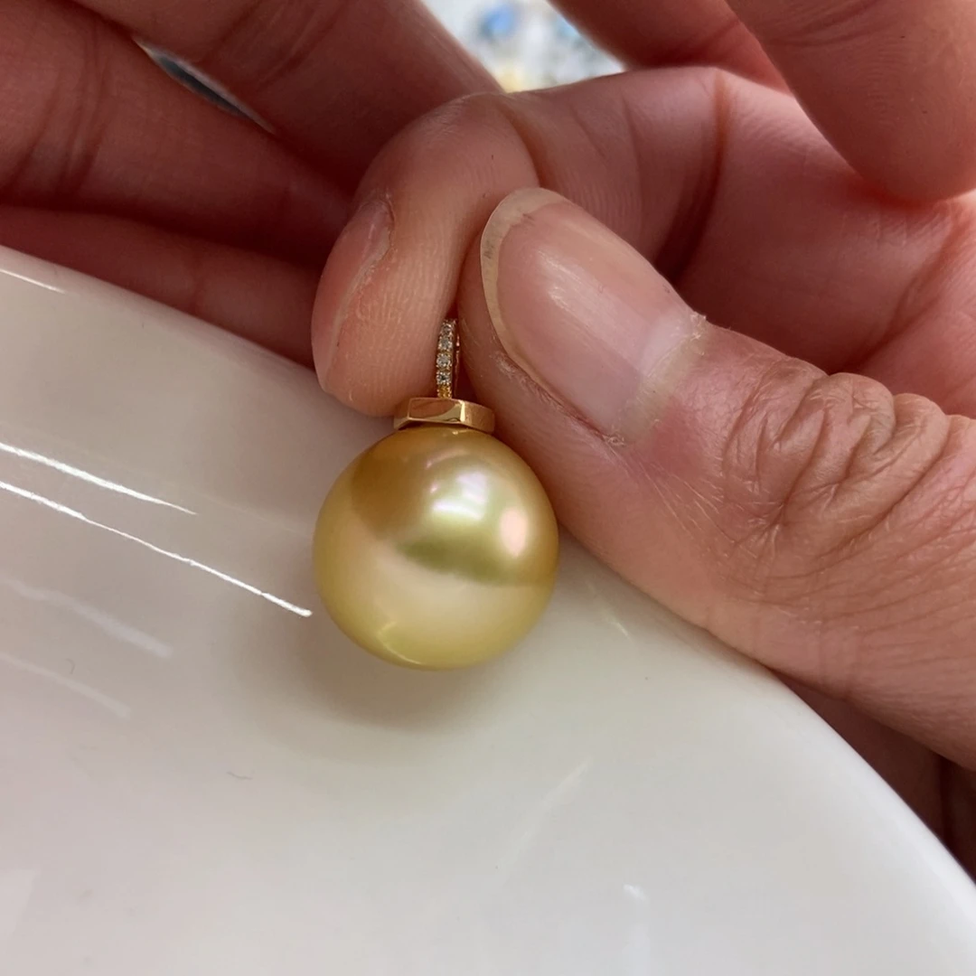 海水珍珠吊坠(不含链)18K金镶嵌