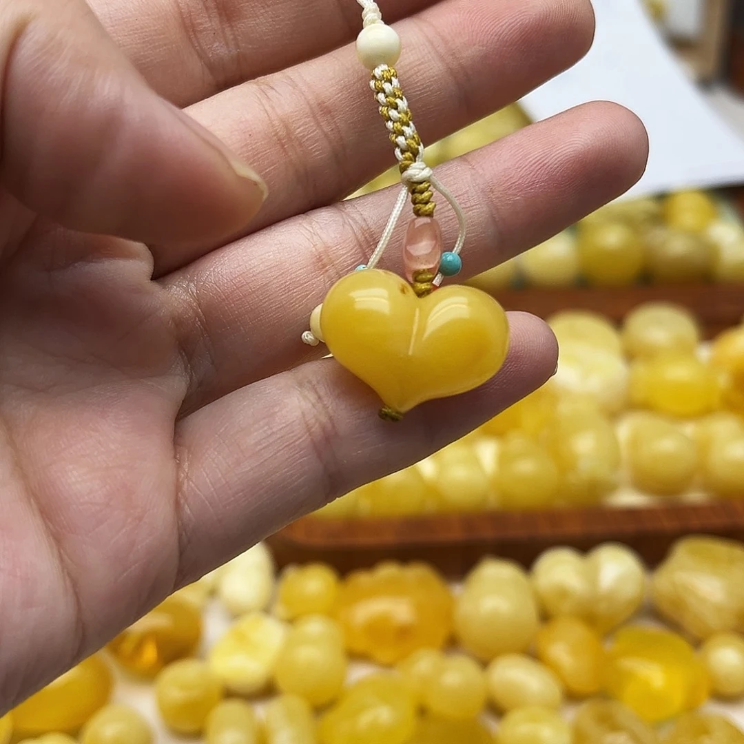 蜜蜡未镶嵌裸石配饰