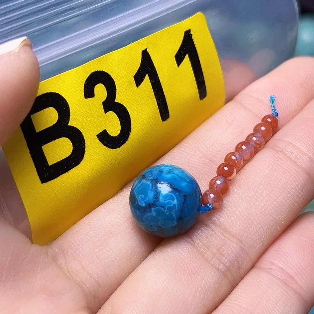 南红玛瑙未镶嵌珠宝奇石