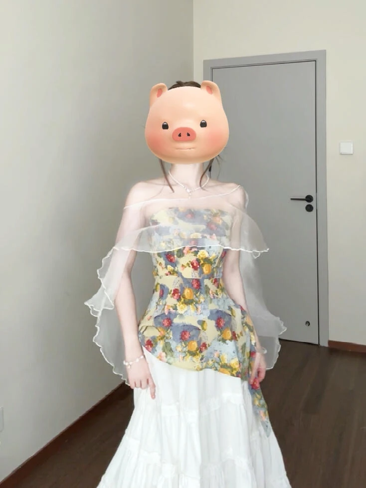 法式纯欲碎花一字肩抹胸背心女夏季款海边度假风收腰绝美外穿上衣