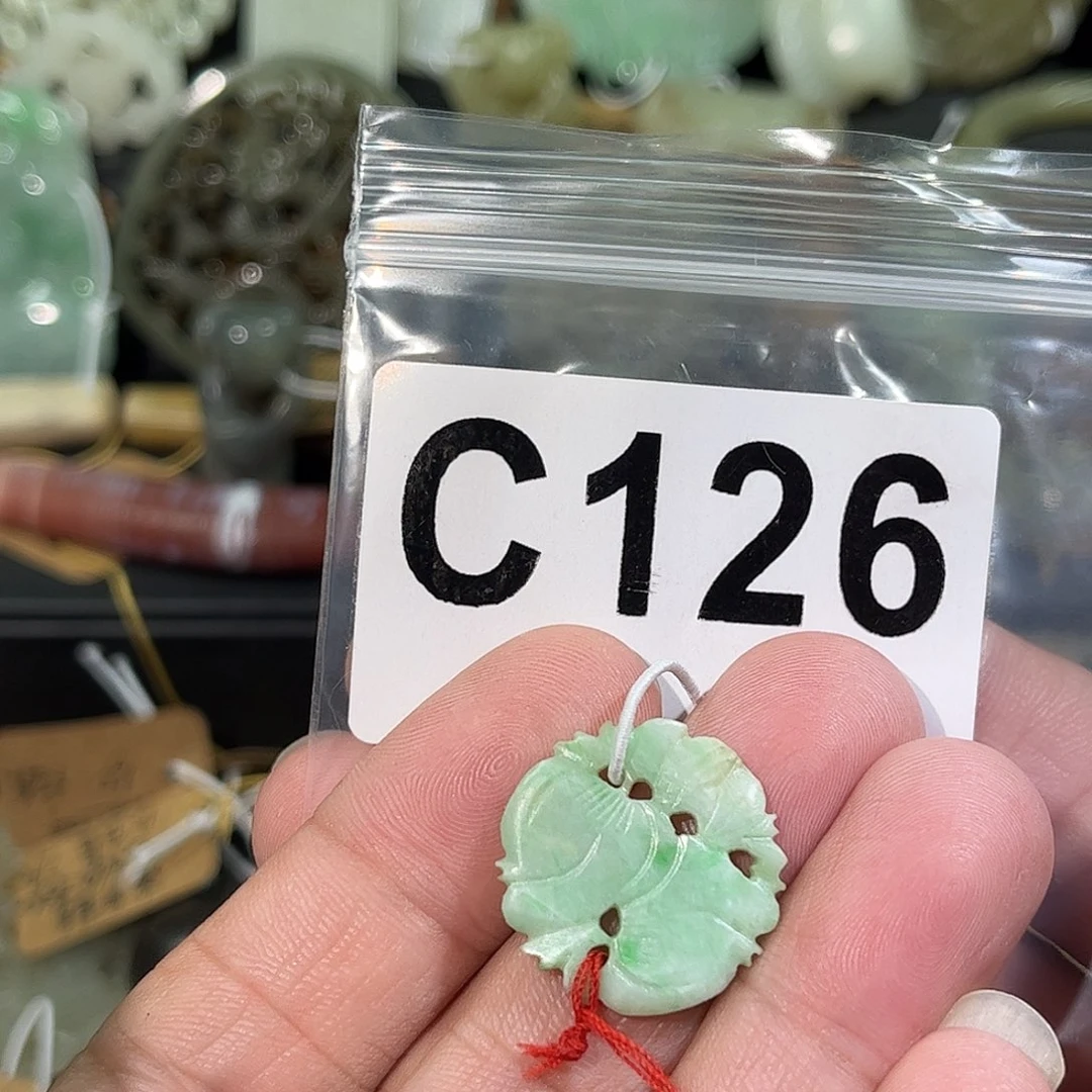 颈饰未镶嵌翡翠花片
