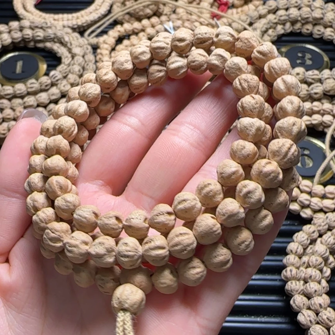 【闪购商品】柏香籽/百香籽吊坠一*路