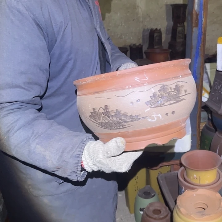 紫砂紫砂花盆和小