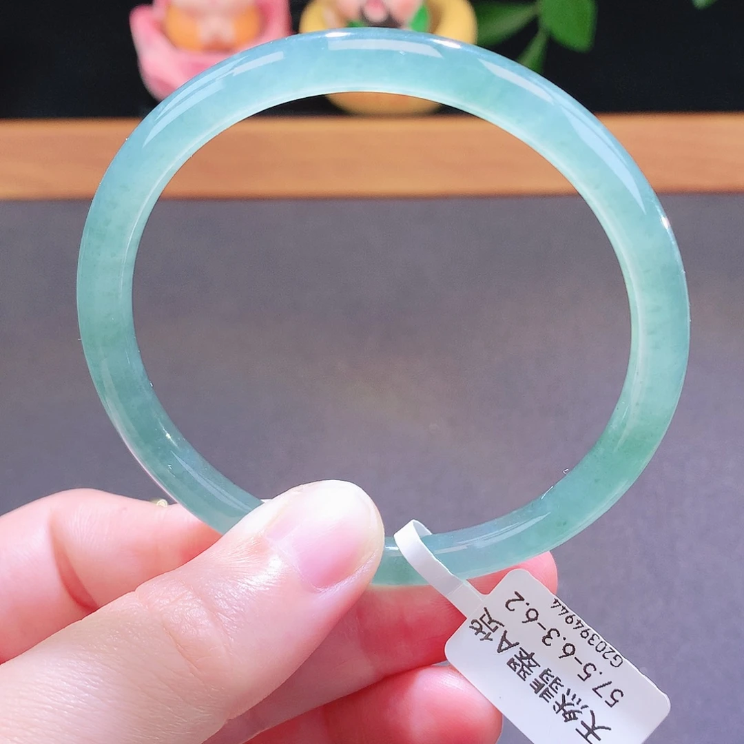 翡翠未镶嵌手镯天然翡翠