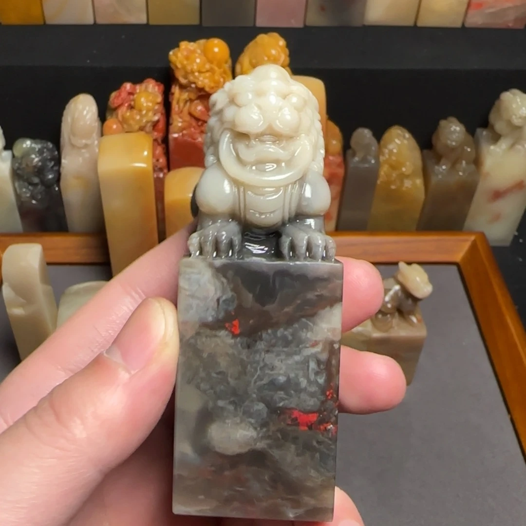 巴林石印石鸡血石