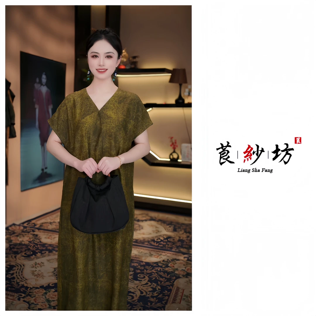 夏季气质减龄宽松显瘦中式龟裂纹小V领长款连衣裙品质短袖女