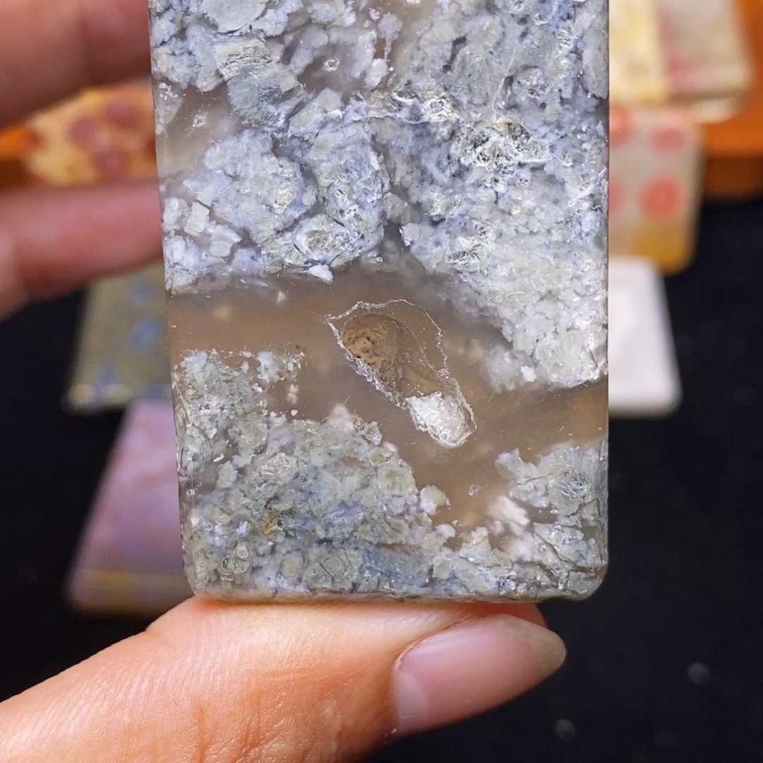 红***谷硅化玉合金珊瑚玉