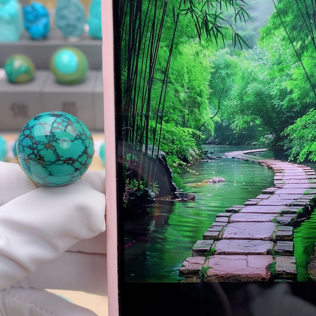 绿松石未镶嵌珠宝奇石