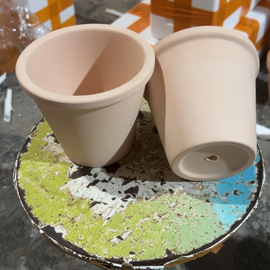 白云土新斗盆13口11高2个【微瑕】