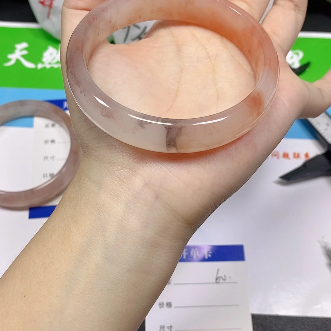 未镶嵌手镯石英质玉58