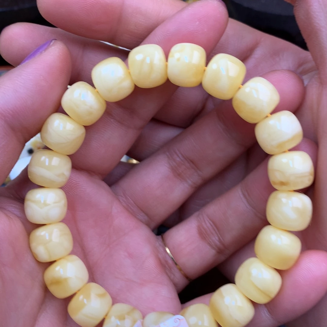 琥珀未镶嵌裸石蜜蜡