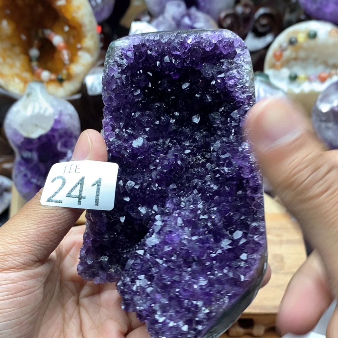 未镶嵌大型摆件（非配饰）水晶