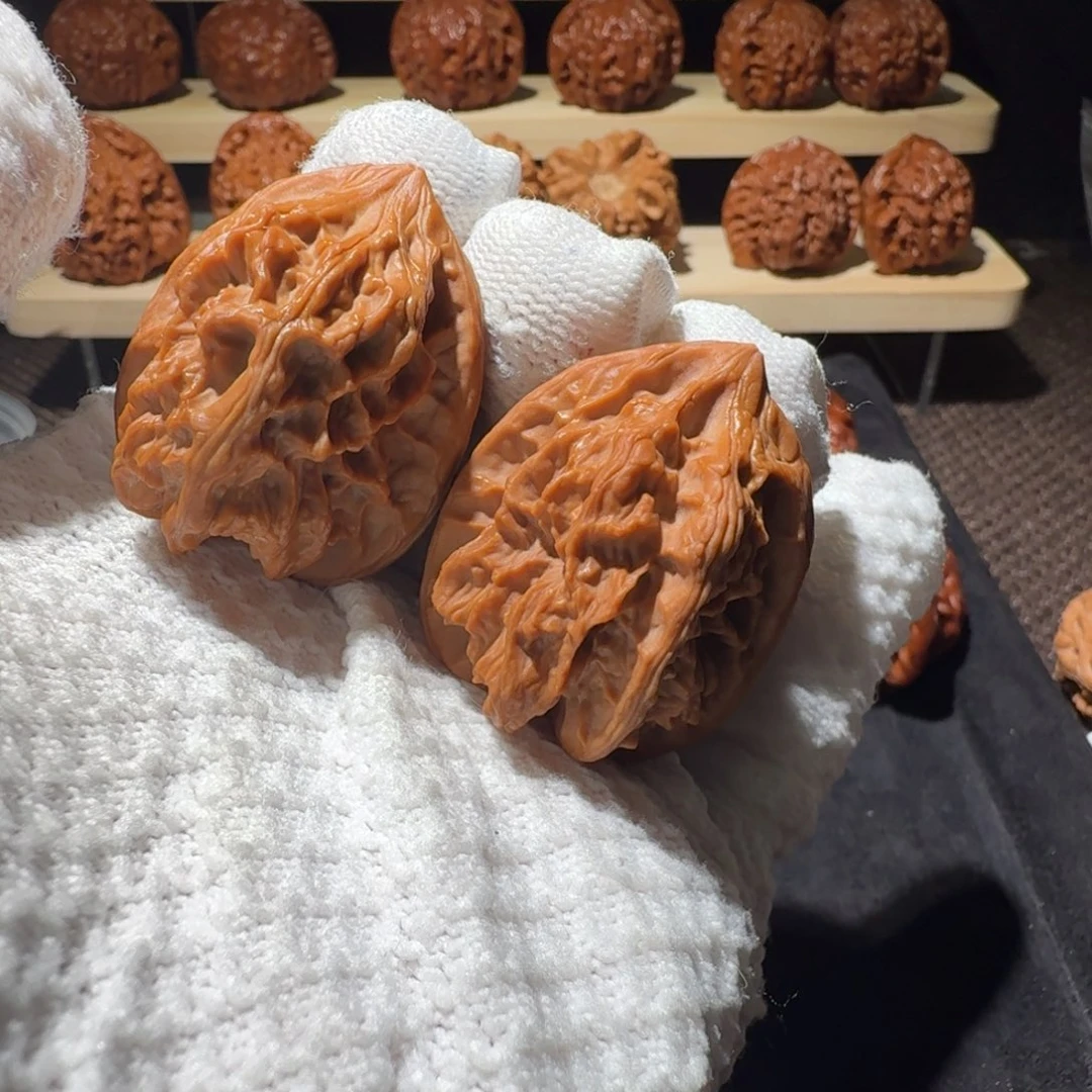 文玩核桃吊坠33全品龙骨