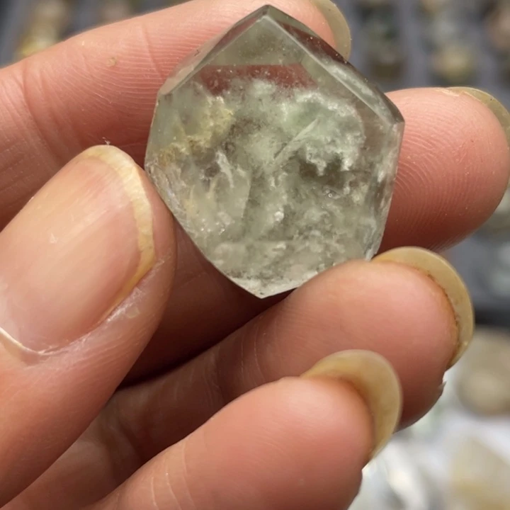 纯天然幽灵碧玺（处理）