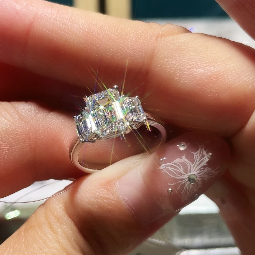 18K金镶嵌实验室培育钻石2.09克拉E/VS，13