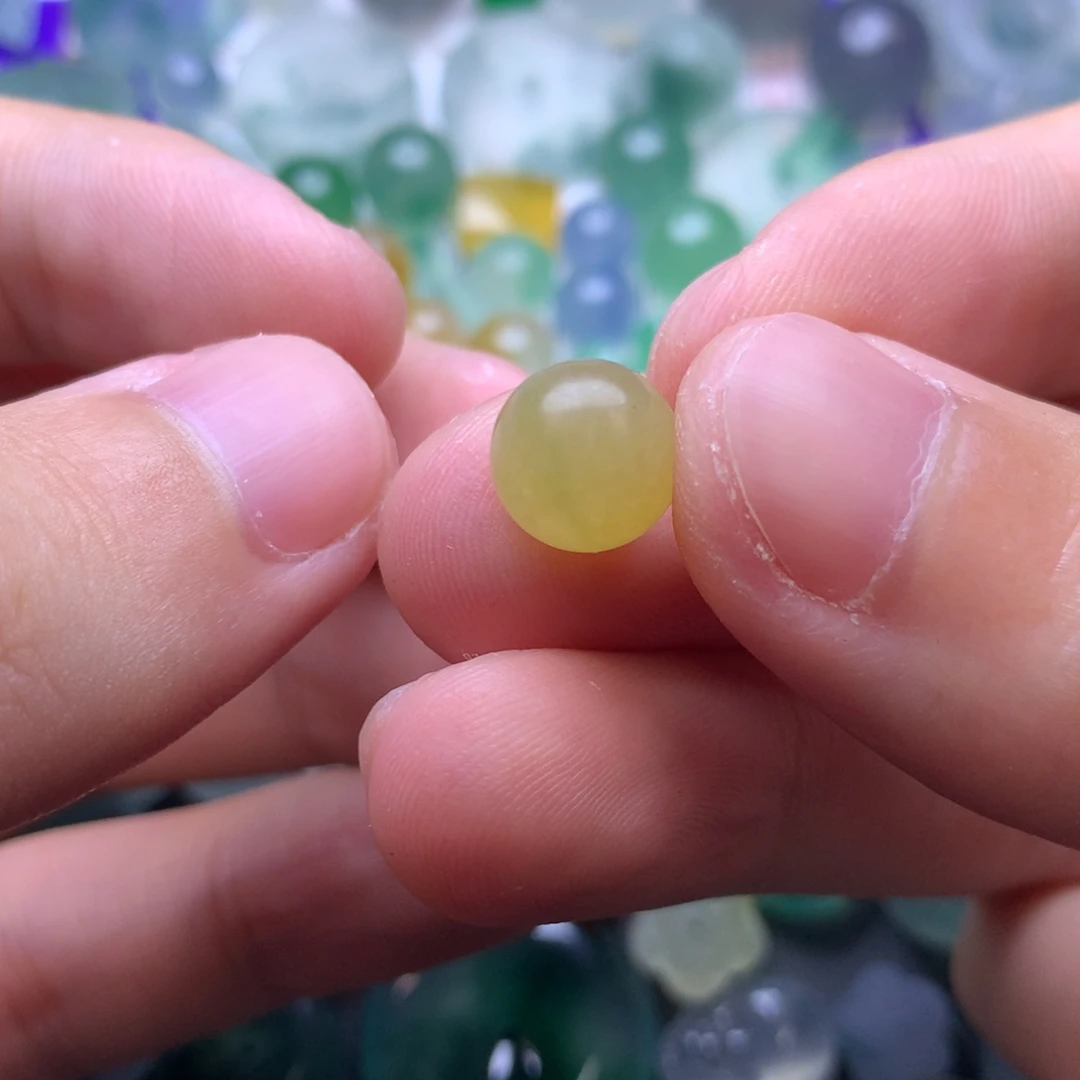 定制翡翠未镶嵌珠子