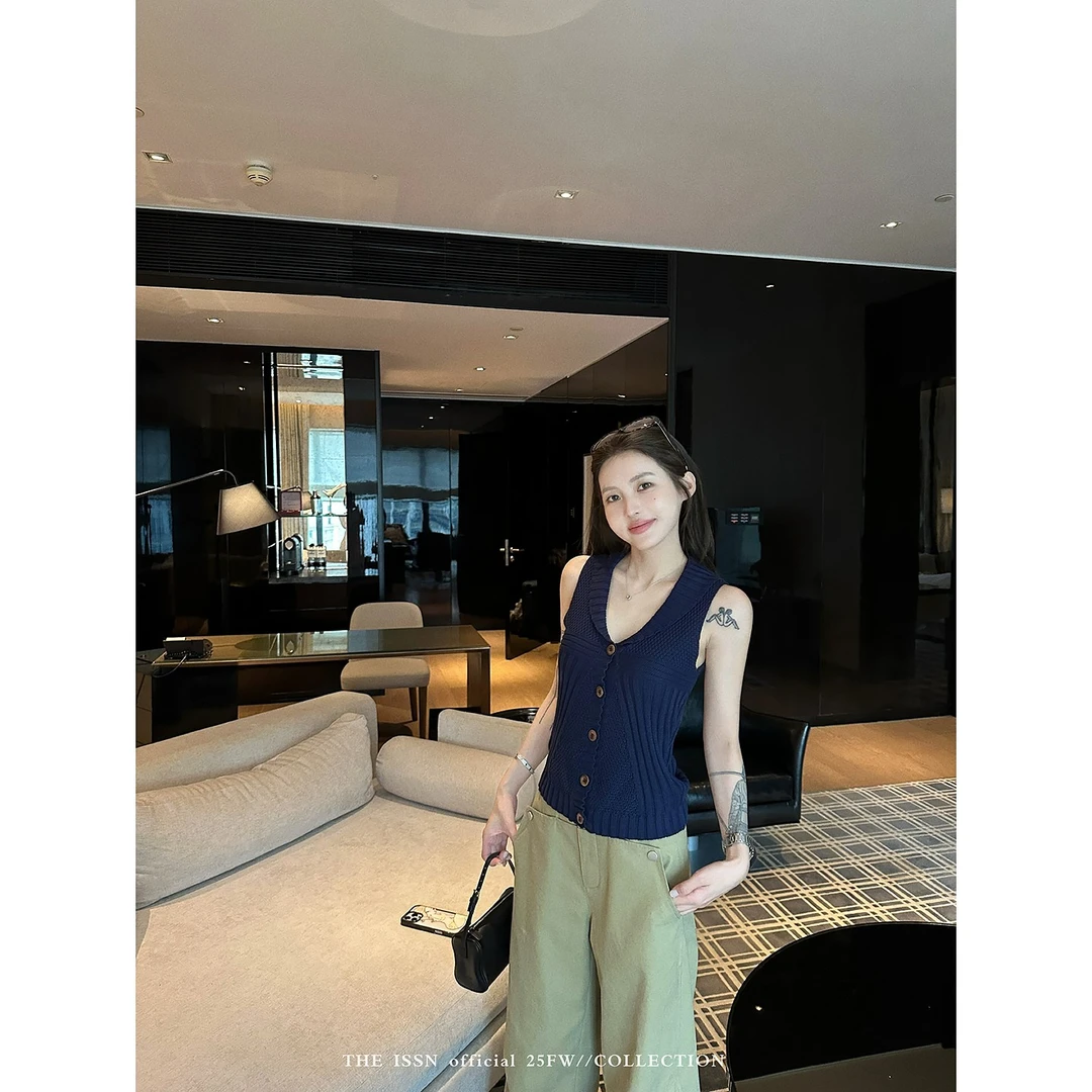 THISSN宁司 无袖v领针织背心早秋打底收腰显瘦上衣 01150