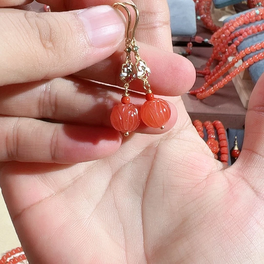 南红玛瑙未镶嵌颈饰