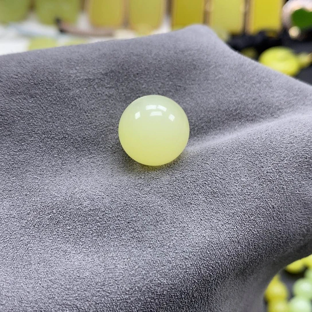 和田玉（黄玉）未镶嵌颈饰