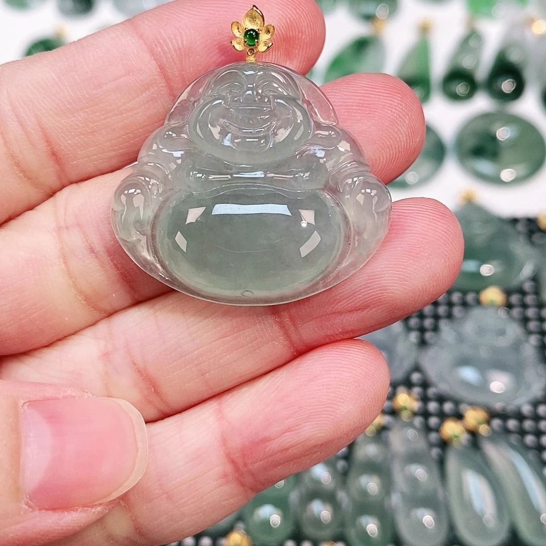 翡翠颈饰18K金镶嵌吊坠