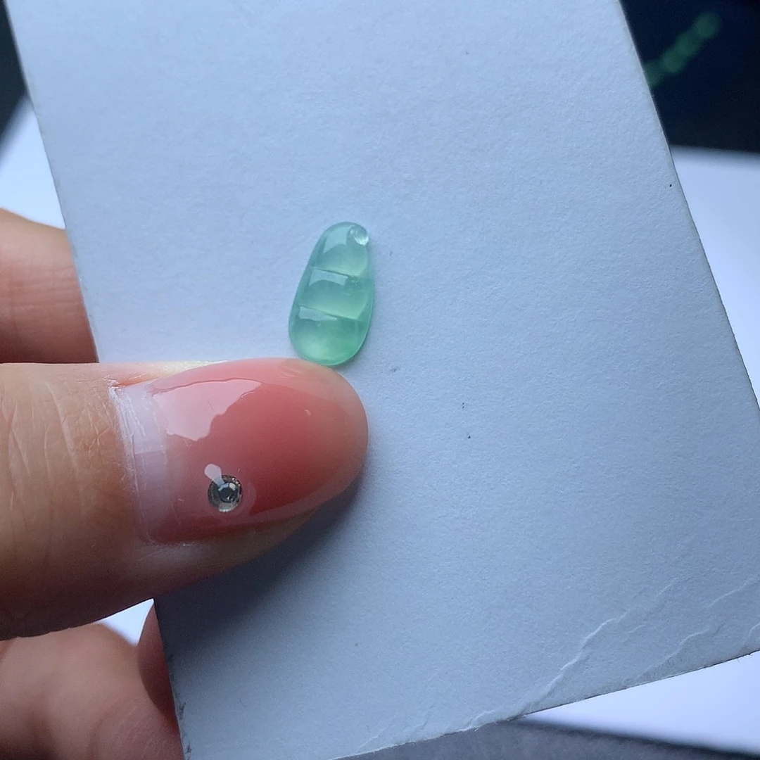 翡翠裸石翡翠冰豆翡翠翡翠