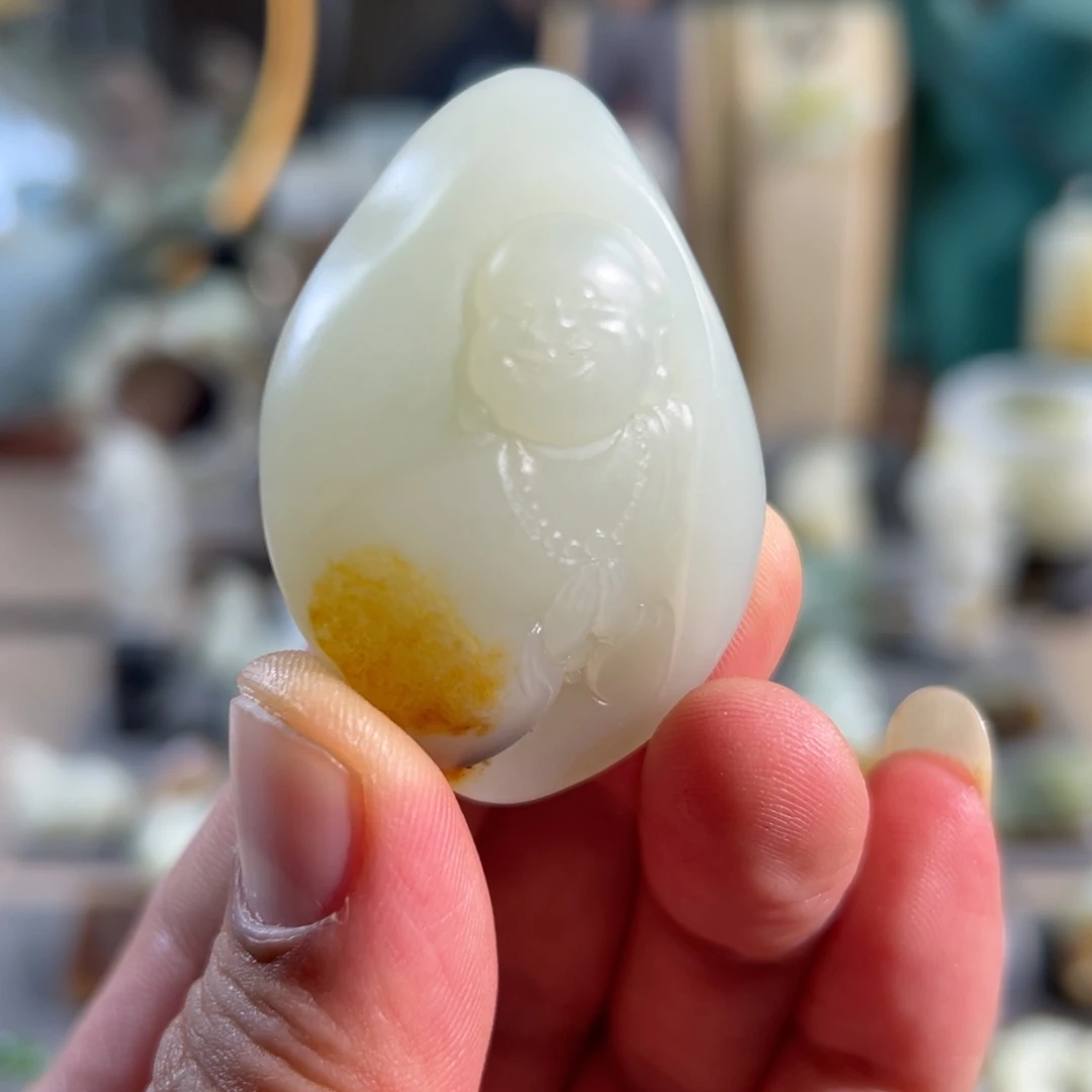 和田玉未镶嵌颈饰真皮真色