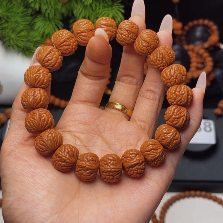 龙纹桃核荔枝纹15