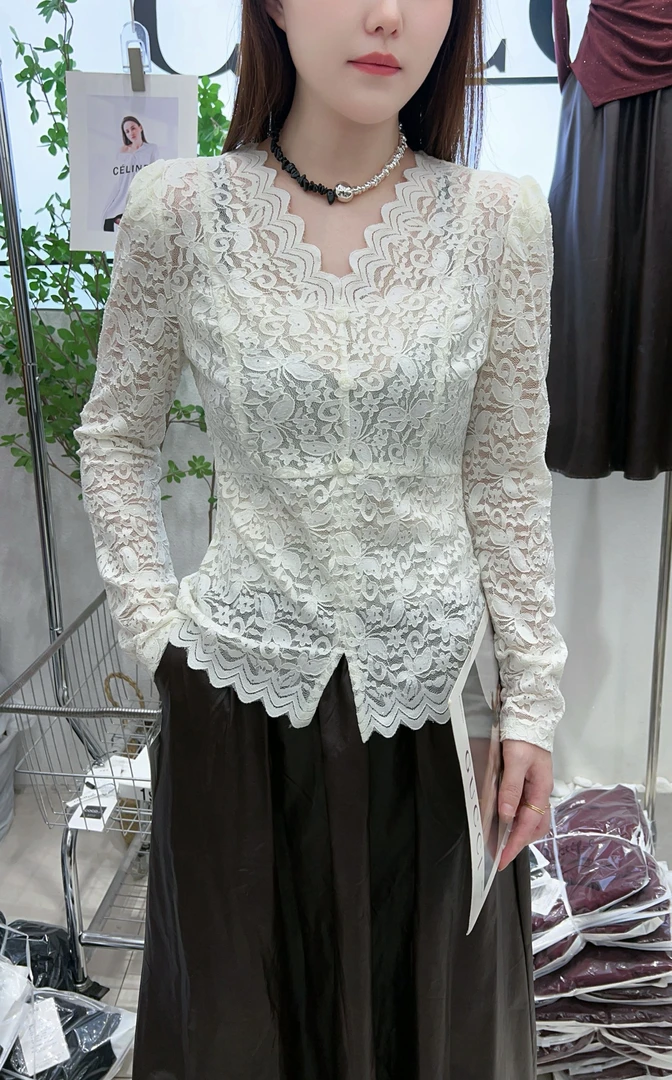 8883#欧货性感V领蕾丝打底衫女新款长袖紧身内搭洋气加绒小衫上衣