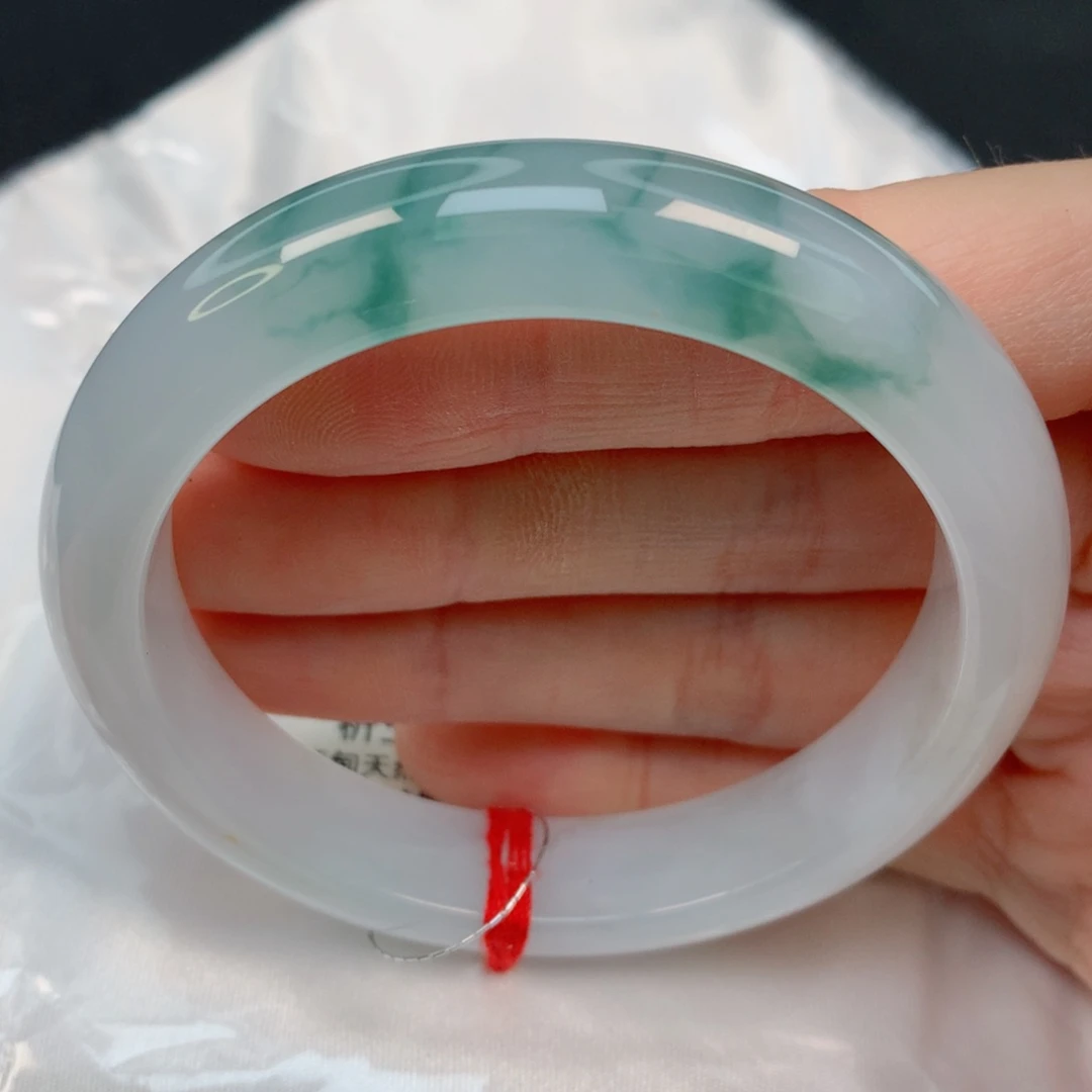 未镶嵌手镯翡翠54.7正圈，冰透飘蓝花，细纹，031