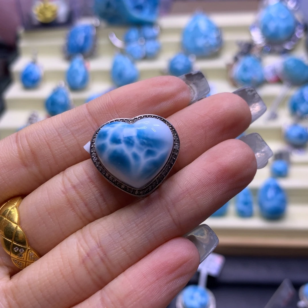 银S925镶嵌针钠钙石（海纹石）颈饰精品爱心魔盒