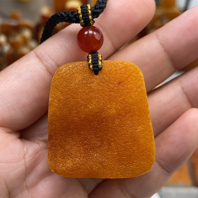 【闪购商品】琥珀颈饰未镶嵌